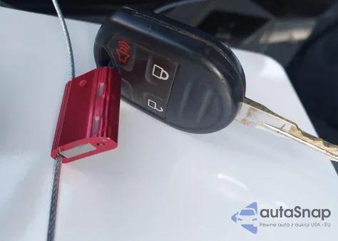 2015 Ford F-250 Xl z USA, uszkodzony, nr VIN 1FT7X2BT7FEA94905